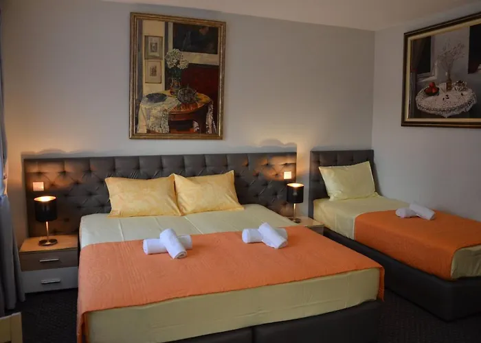 Ars Square Apartment *